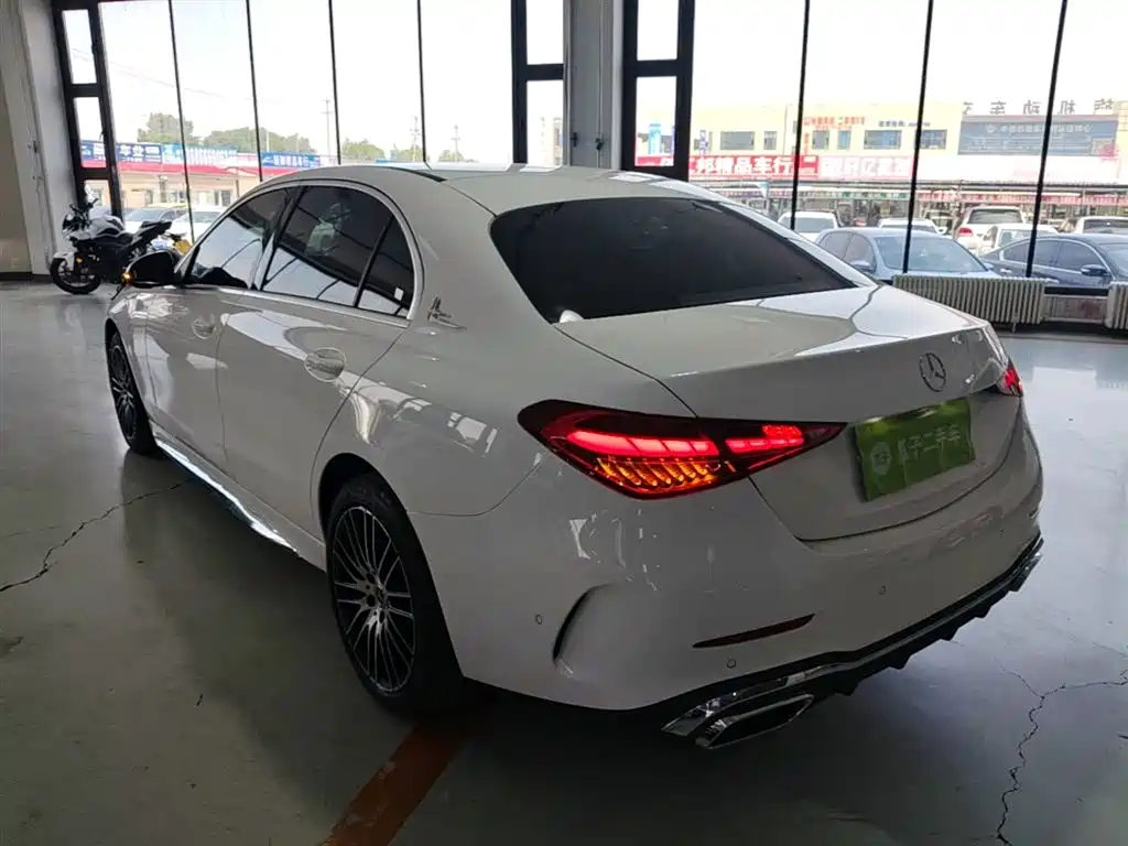 Mercedes-Benz C-Class 2025 Facelift C 200 L Sport Edition фото 5