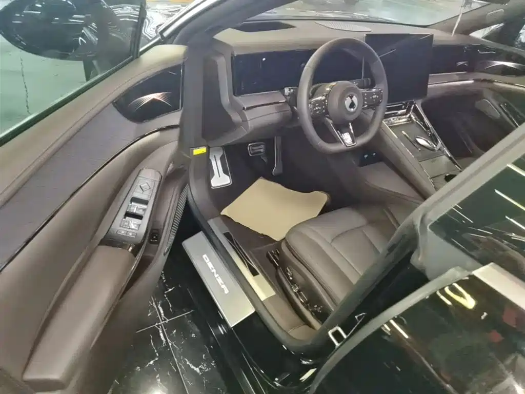 Denza Z9 2024 Model 1100km AWD Max Edition фото 16