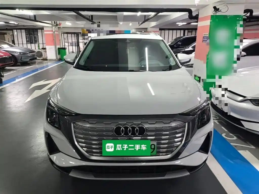 Audi Q5 e-tron 2022 40 e-tron Starlight Edition Brocade Package фото 3