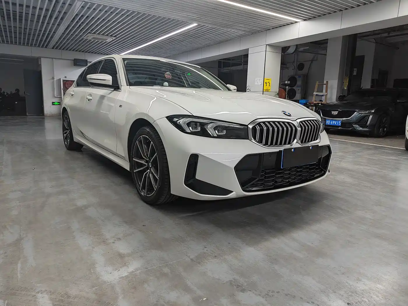 BMW 3 Series 2024 320Li M Sport Package фото 3