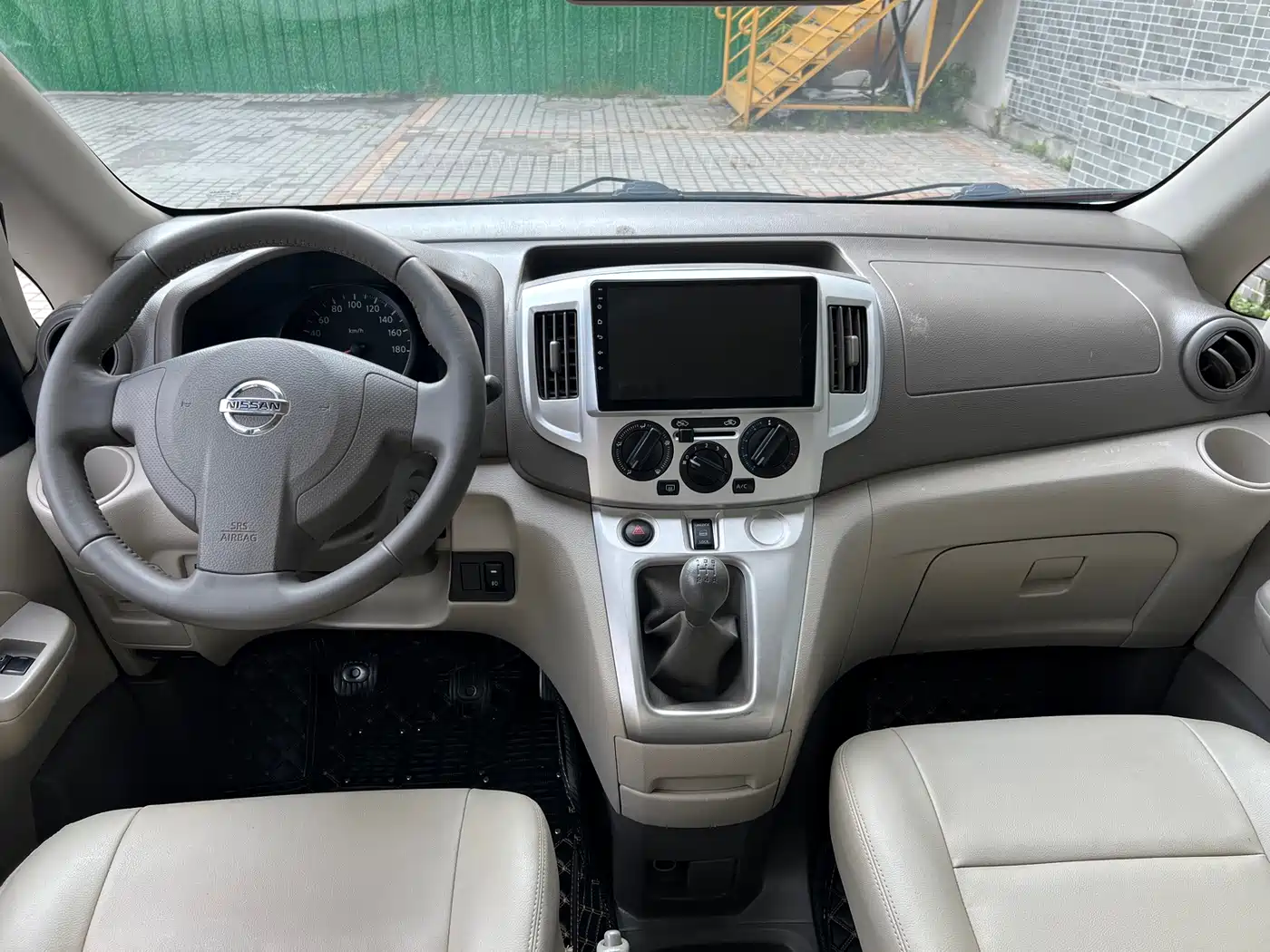 Nissan NV200 2015 2014 1.6L Manual Luxury (China V)