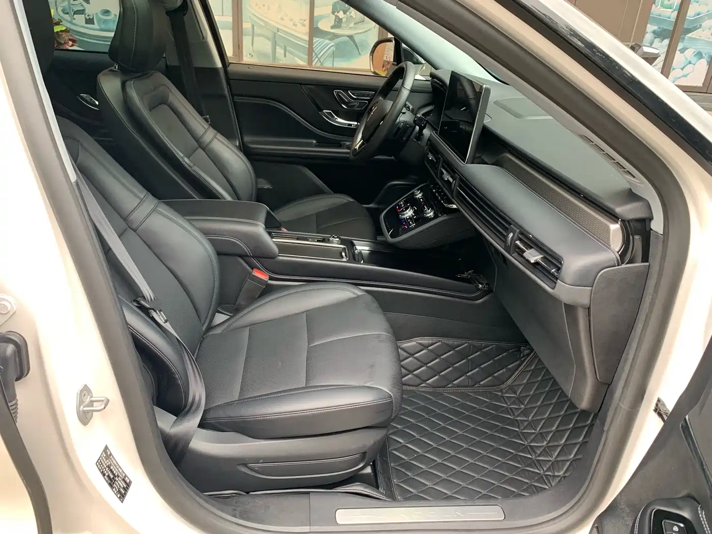 LINCOLN ADVENTURER