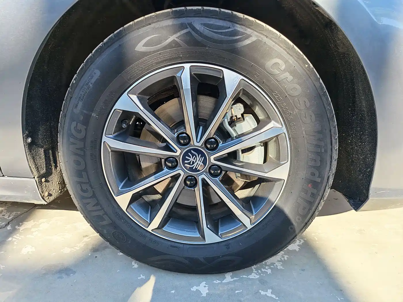 BYD Qin PLUS 2021 DM-i 55KM Premium фото 9