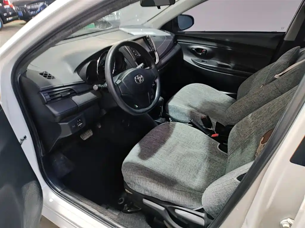 Toyota Vios FS 2017 1.5L CVT Fengchi Edition фото 15