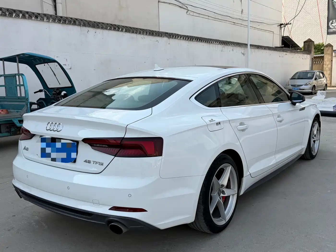 Audi A5 (Import) 2017 Sportback 40 TFSI Fashion фото 4