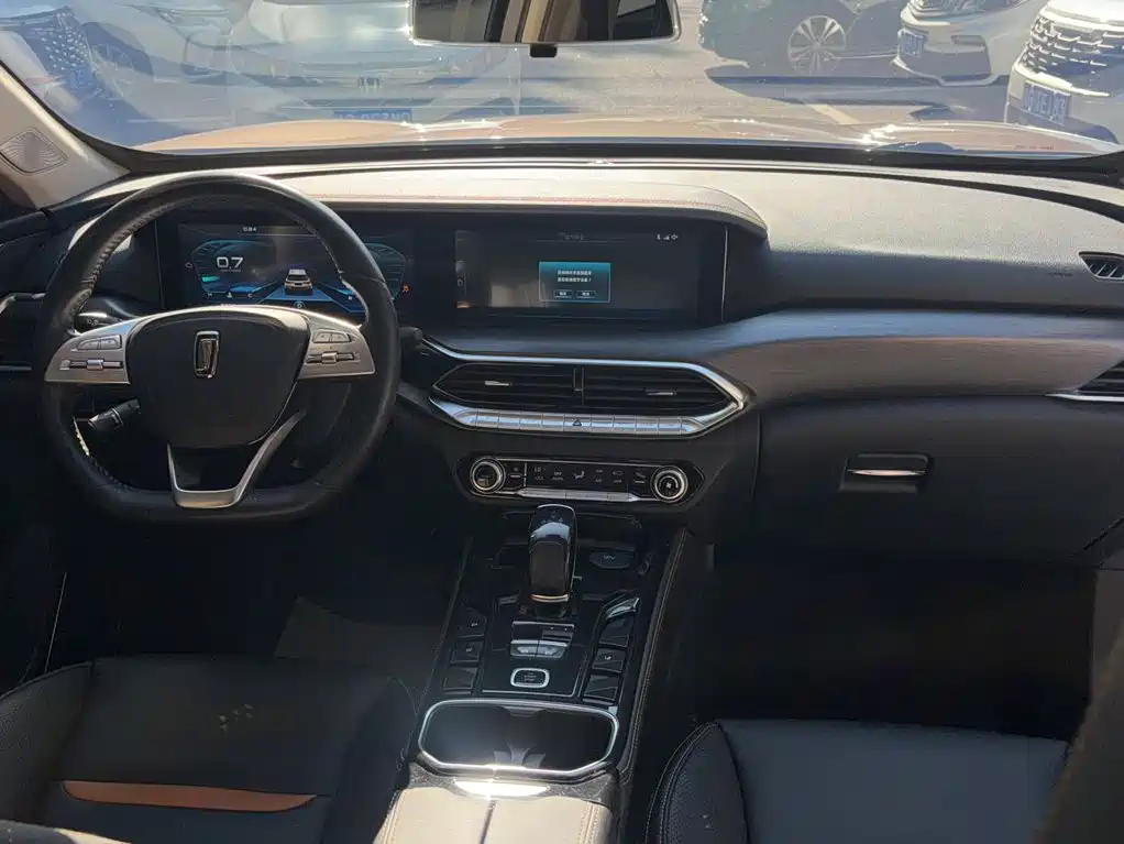 Bestune T77 2019 2019 230 TID Automatic Exclusive China V