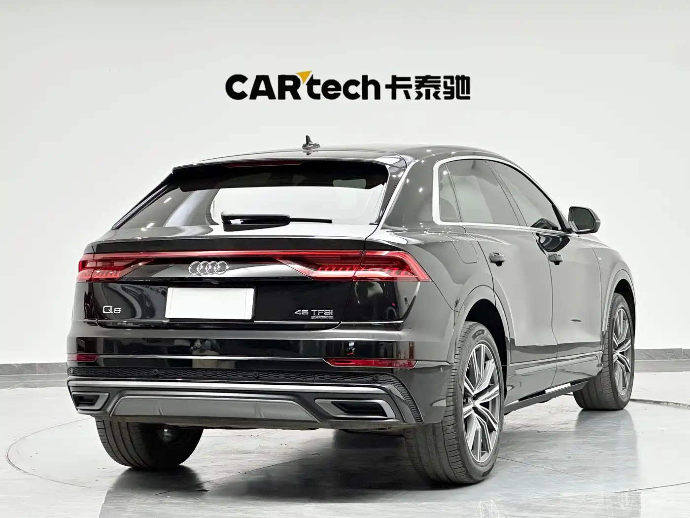 Audi Q8 2022 45 TFSI Luxury Dynamic фото 8