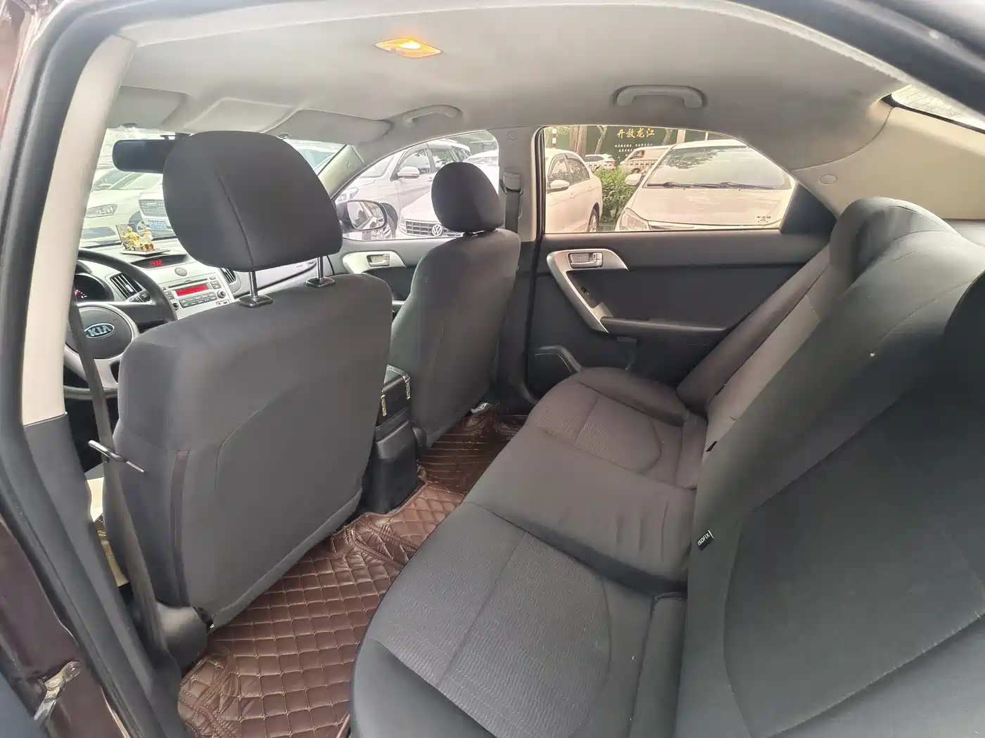 Kia Forte 2014 1.6L MT GL фото 12