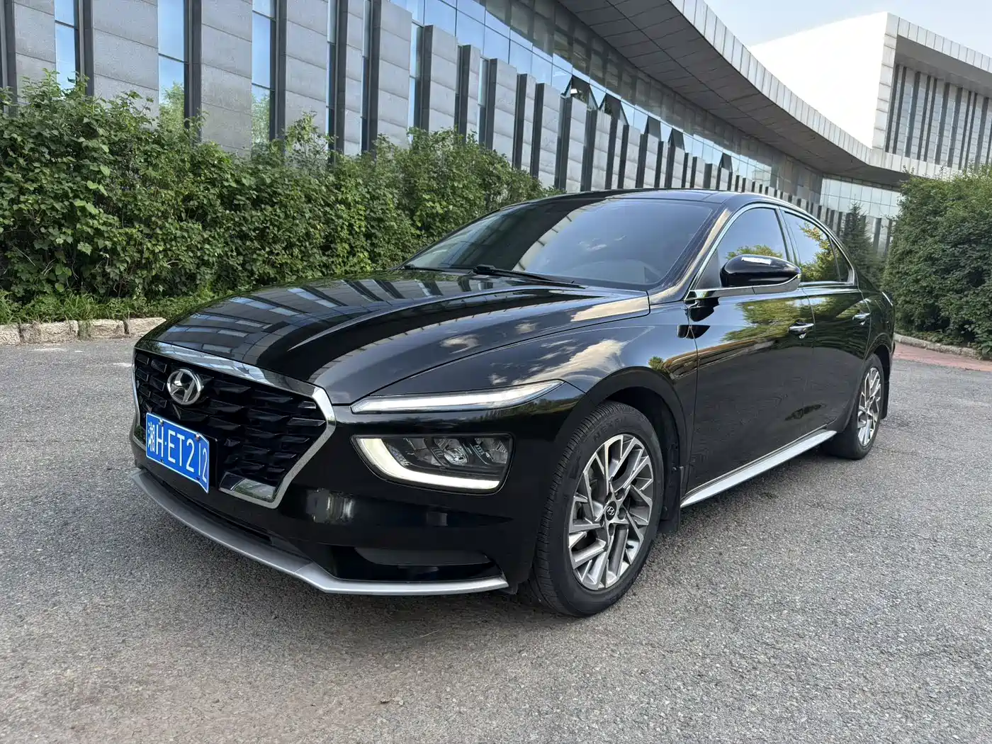 Hyundai Mistra 2021 1.8L CVT GLX Elite