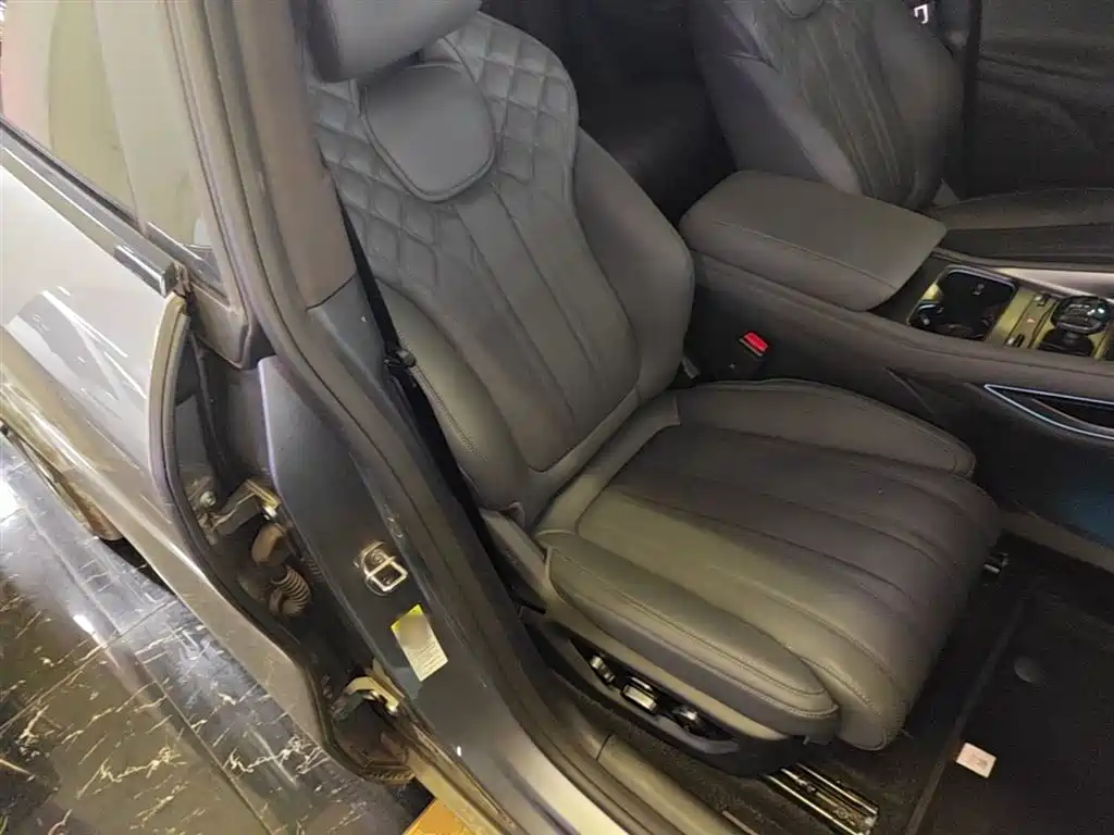 BYD Song L EV 2025 Smart Driving Edition 662km Lidar Excellence фото 25