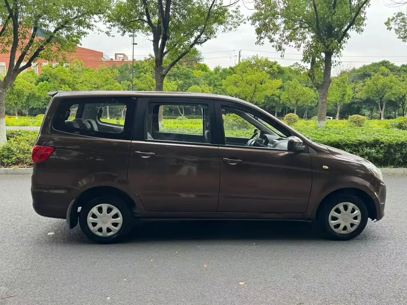 BAIC Weiwang M20 2016 2014 1.5L Comfort BJ415B
