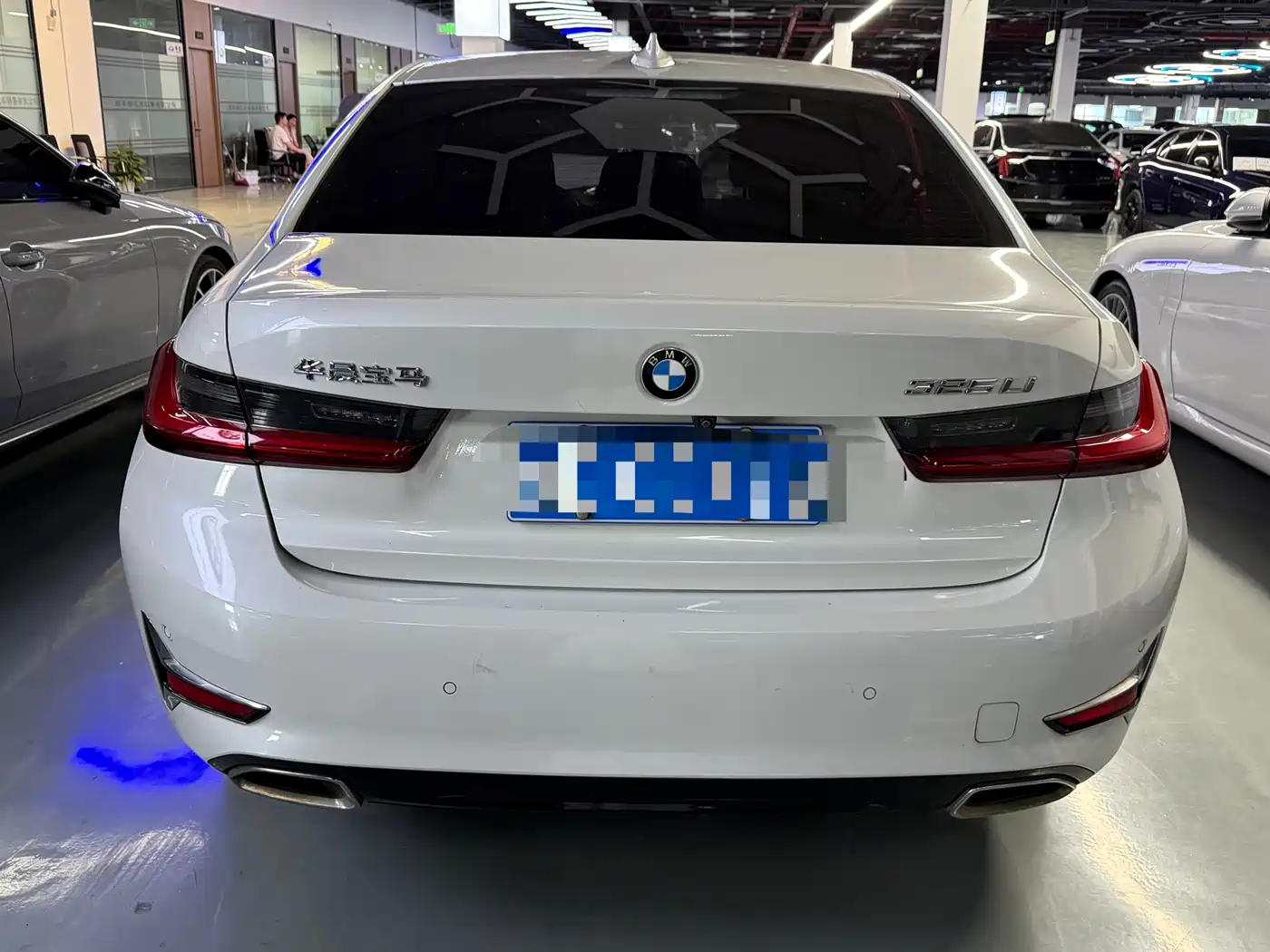 BMW 3 Series 2020 325Li Launch Edition фото 9
