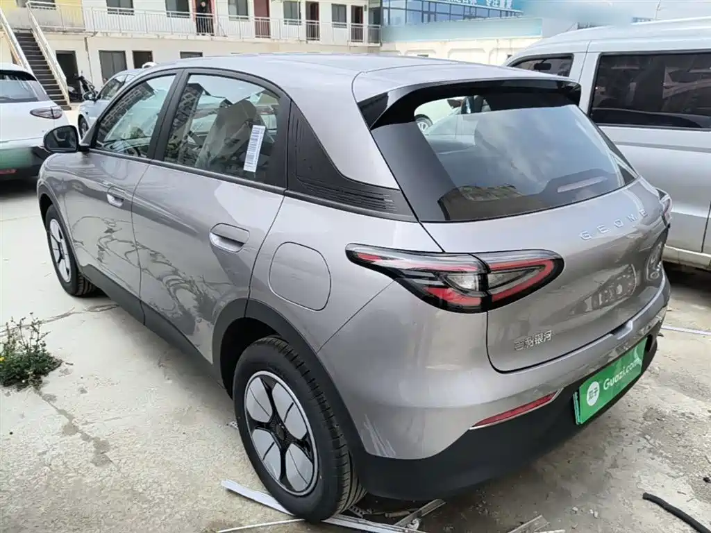 Geely Galaxy Starry Wish 2026 Edition 310km Youth Version фото 5