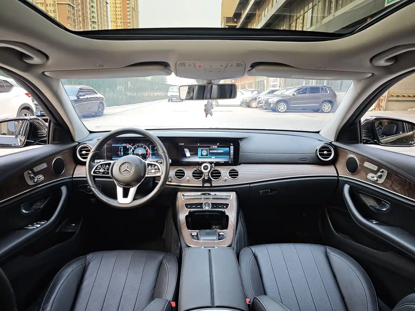 Mercedes-Benz E-Class 2019 Facelift E 300 L Fashion фото 5