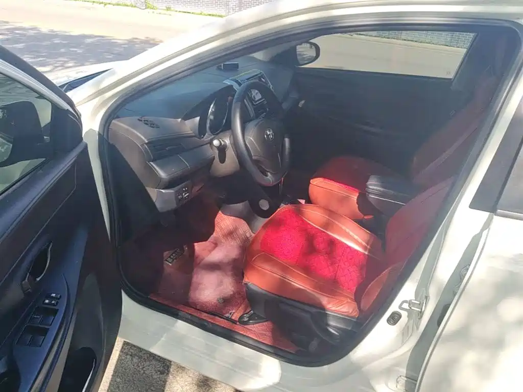 Toyota Vios 2016 1.5L Automatic Zhi Zhen Xing Yao Edition фото 16