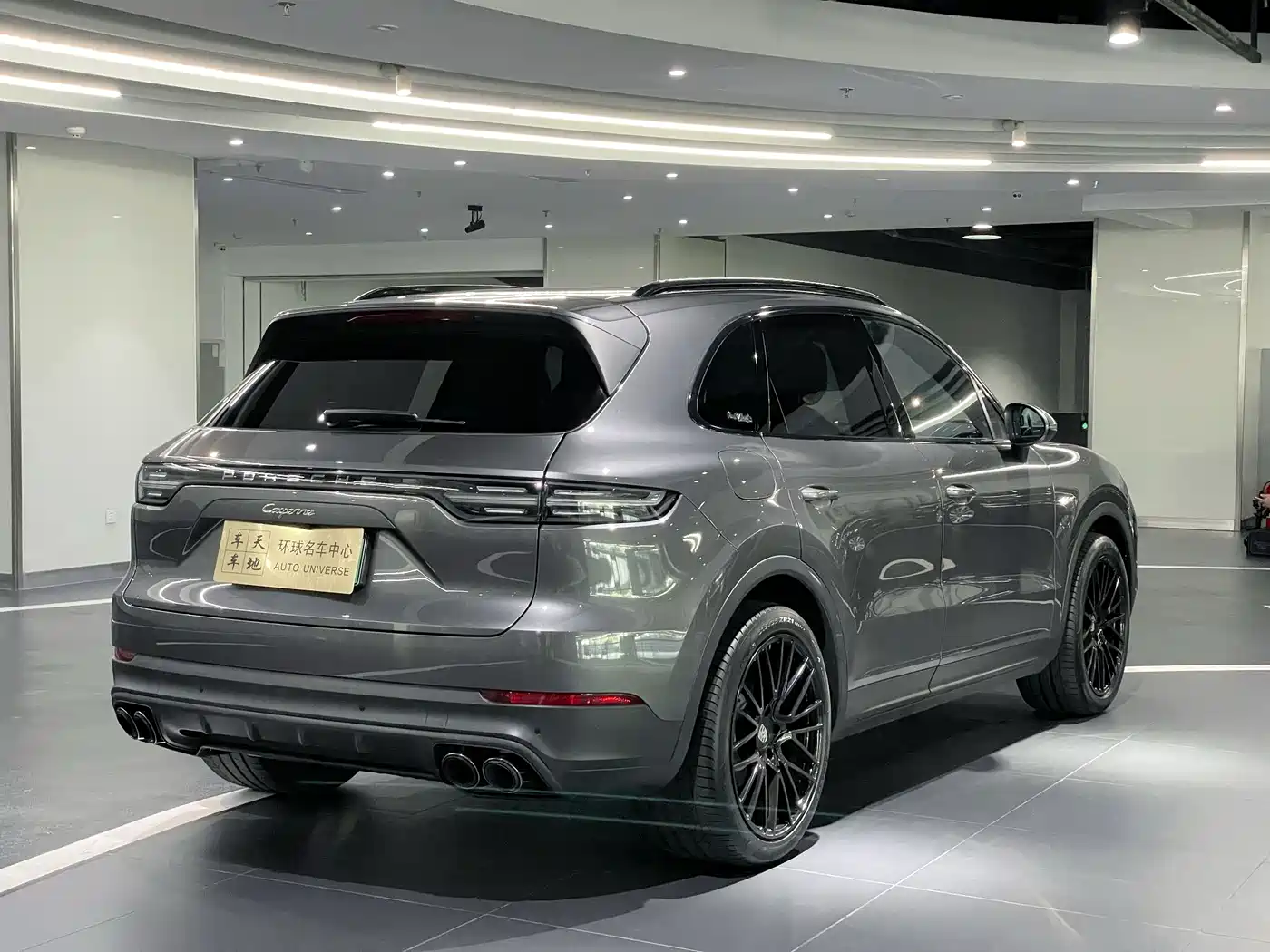 Porsche Cayenne New Energy 2023 Cayenne E-Hybrid 2.0T фото 14
