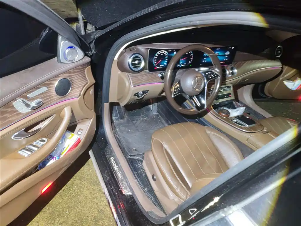 Mercedes-Benz E-Class 2021 E 300 L Fashion фото 14