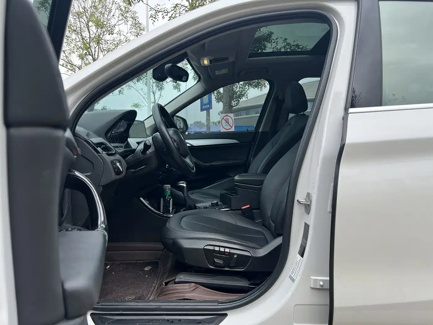 BMW X1 2018 sDrive20Li Leading Model фото 12