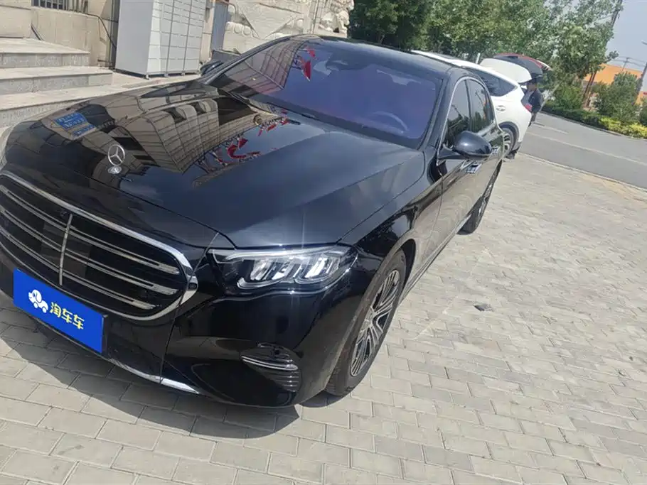 Mercedes-Benz E-Class 2026 E 260 L Classic Edition