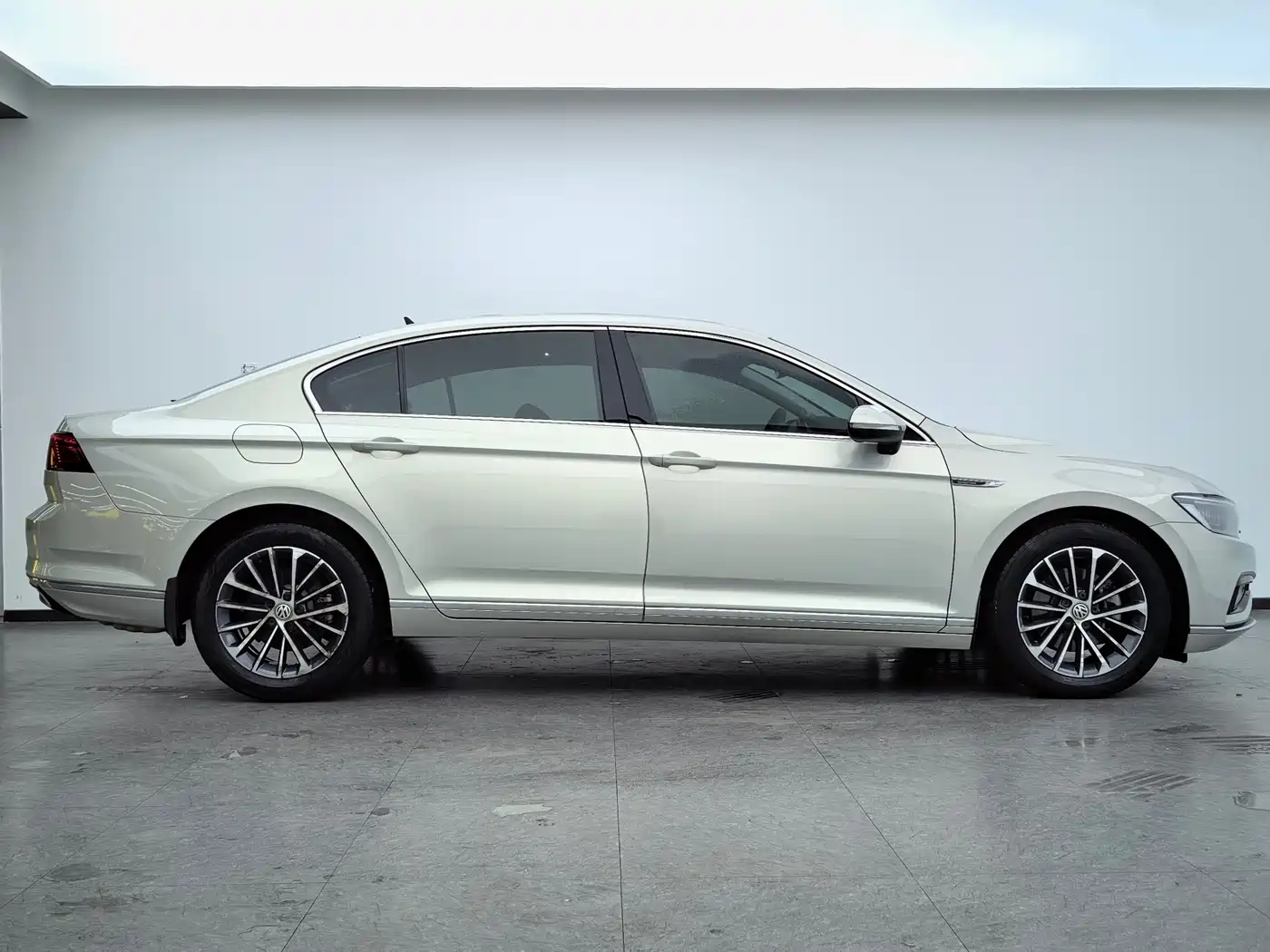 Volkswagen Magotan 2020 330TSI DSG Luxury фото 29