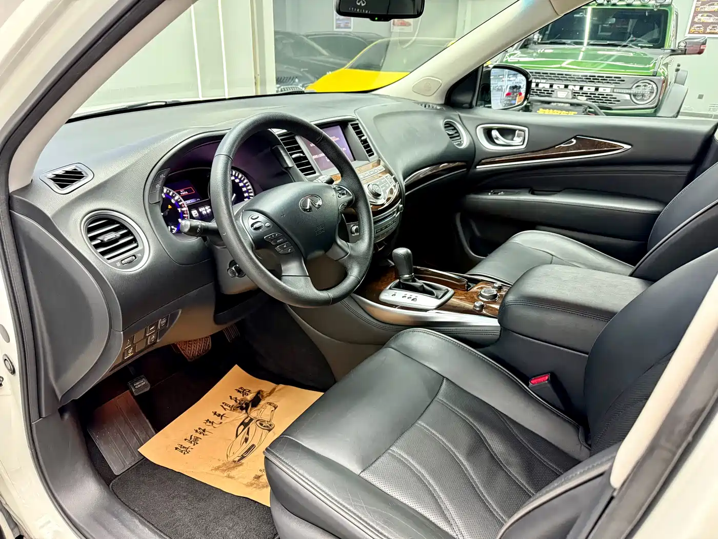 Infiniti JX 2013 JX35 AWD All-Round Edition фото 10