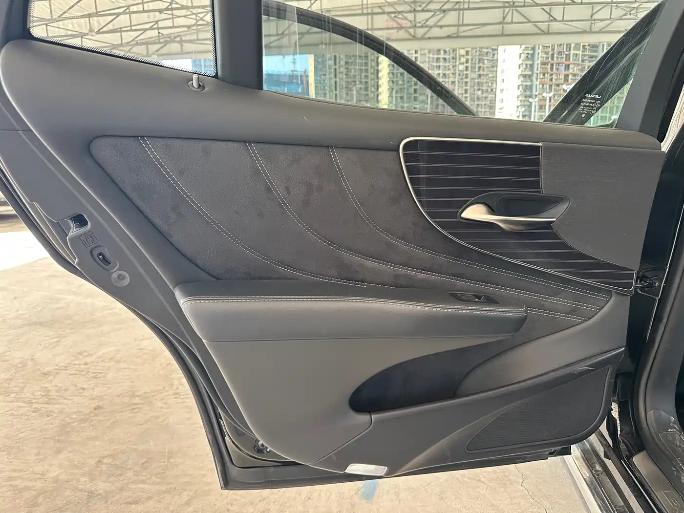 Lexus LS 2018 350 Excellence Edition China V фото 25