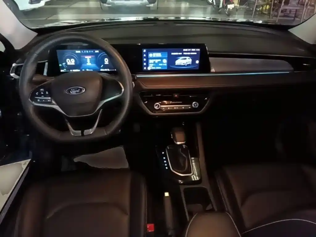 Ford Escort 2022 2021 1.5L Automatic Diamond Edition