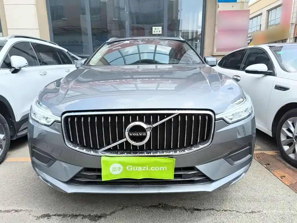 Фото 3 - Volvo XC60