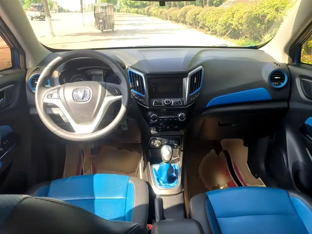 Changan CS15 2016 2016 1.5L Manual Fashion