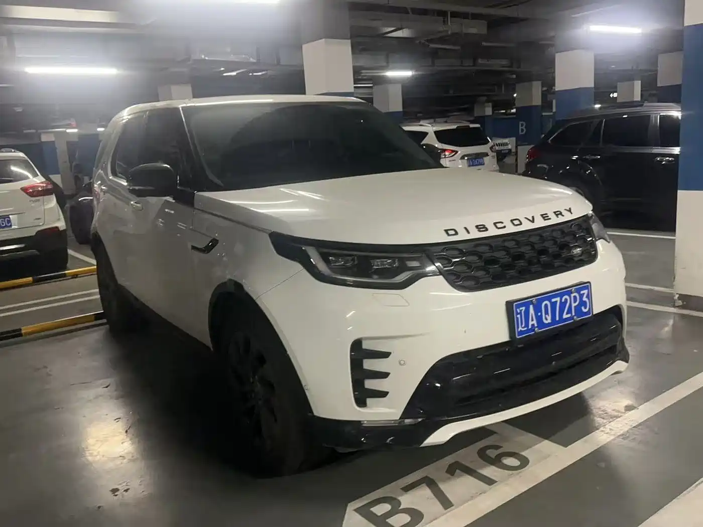 Land Rover Discovery 2021 360PS R-Dynamic S фото 3