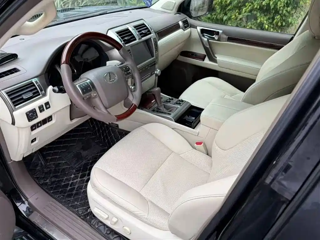 Lexus GX 2010 460 фото 4