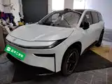 Photo 2 - Toyota bZ3X