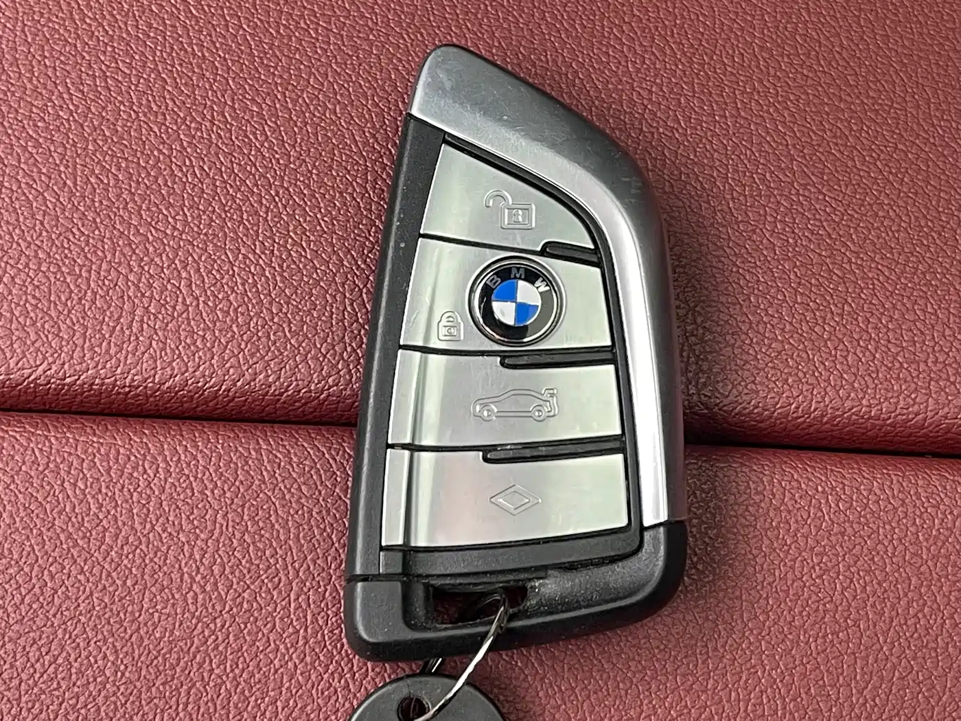 BMW 5 SERIES NEW ENERGY