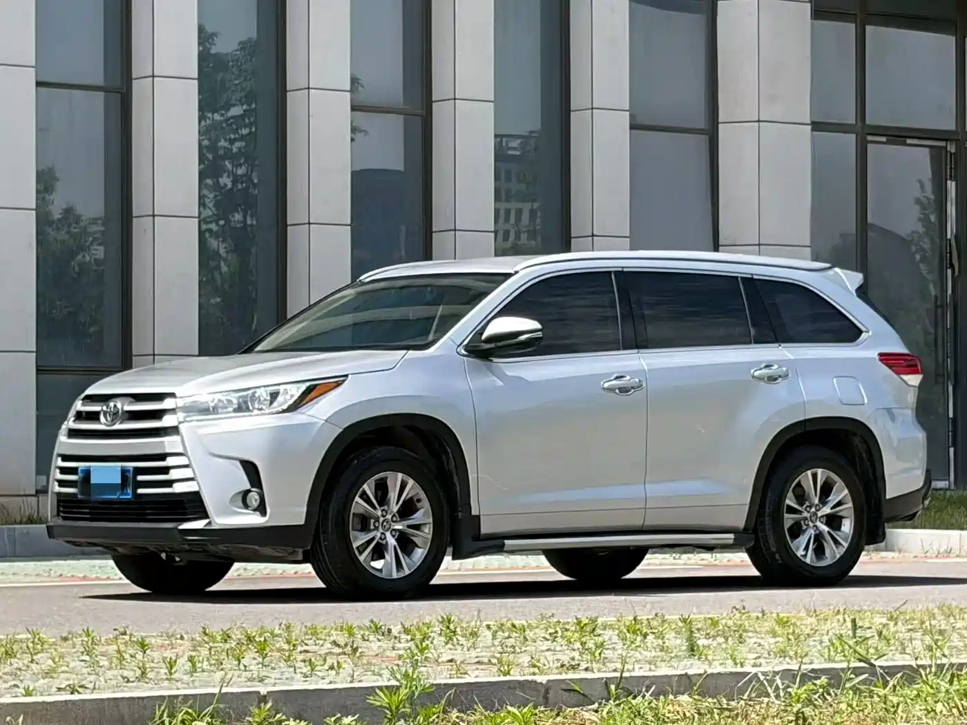Toyota Highlander 2018 2.0T 4WD Elite 7-seater (China V)