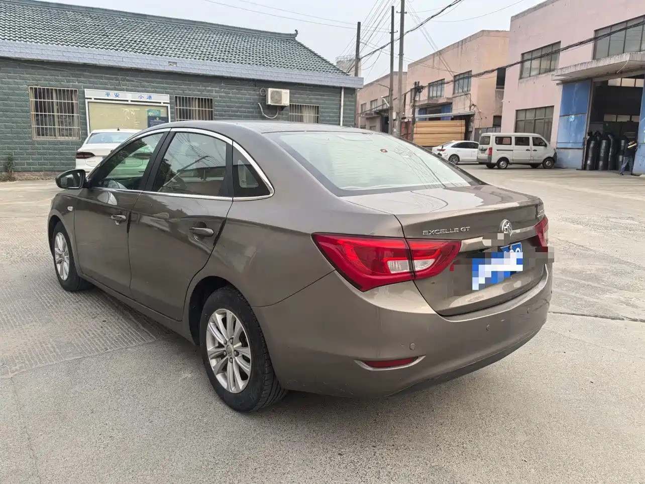Buick Excelle 2015 15N Automatic Progressive фото 4