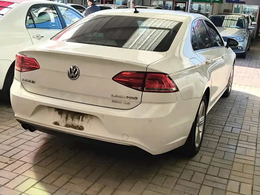 Volkswagen Lamando 2015 2015 280TSI DSG Comfort