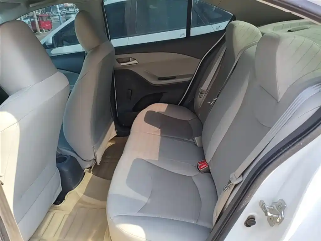 Chevrolet Sail 2015 Sail 3 1.3L Manual Cozy Edition фото 17