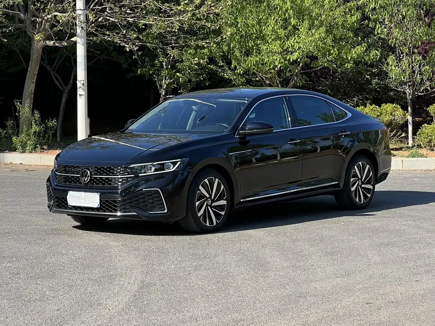Volkswagen Passat 2022 330TSI Starlight Luxury Edition