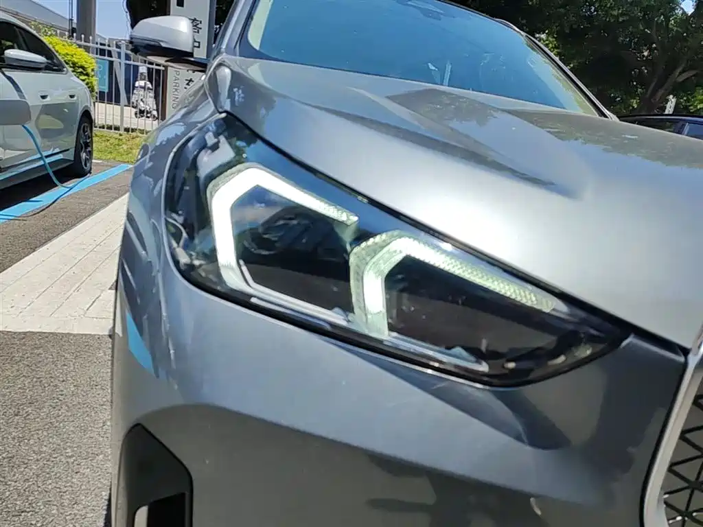 BMW iX1 2023 xDrive30L X Design Package фото 13
