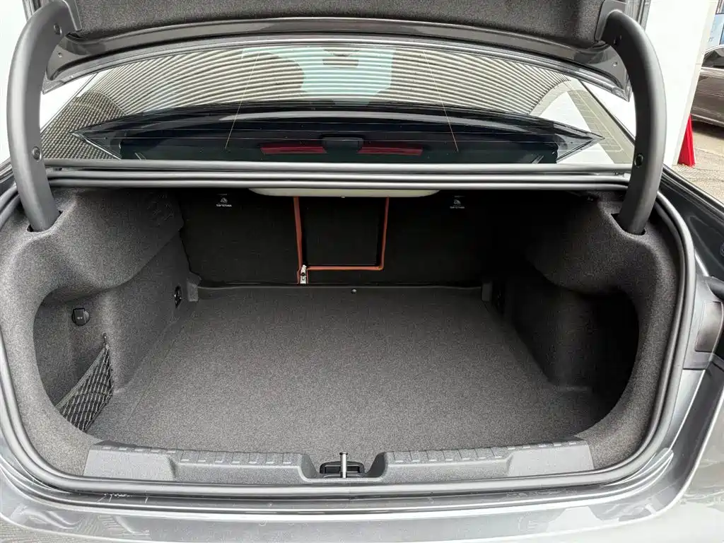 Audi A3 2025 A3L Limousine 35TFSI Flying Premium фото 15