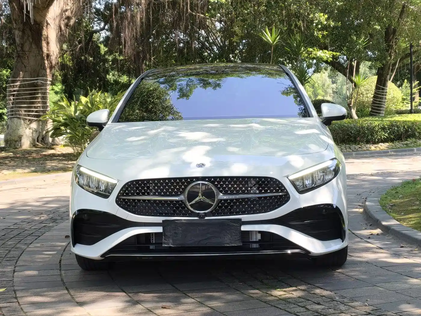 Mercedes-Benz A-Class 2025 Facelift A 200 L Fashion Edition фото 3
