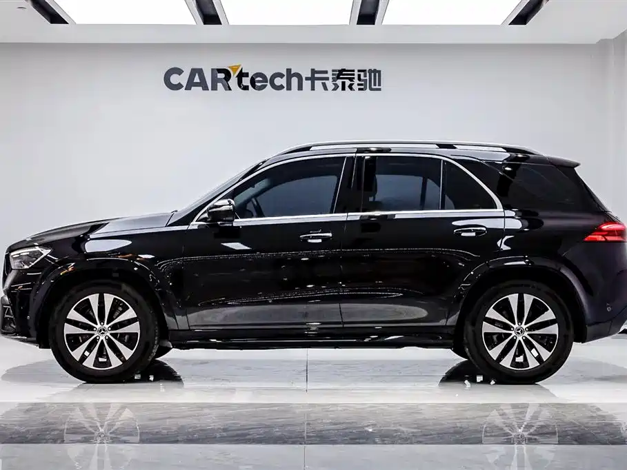 Mercedes-Benz GLE 2024 GLE 350 4MATIC Fashion фото 25