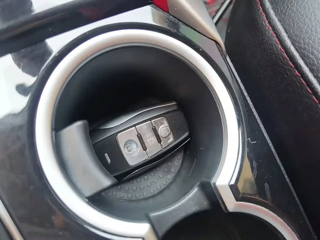Фото 9 - Haval H2