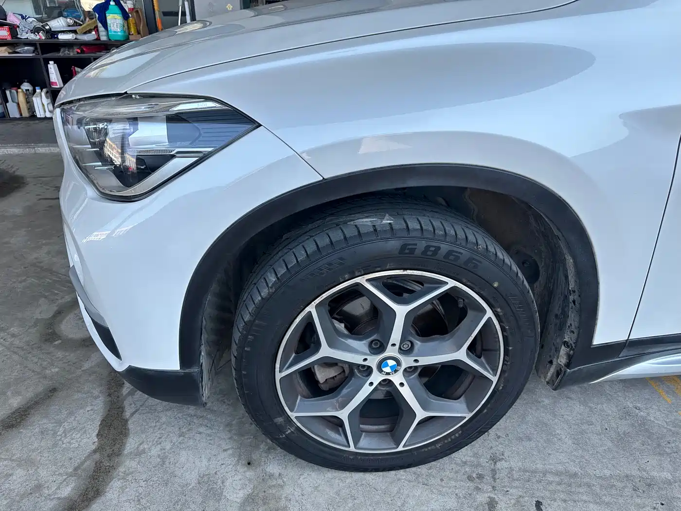 BMW X1 2018 sDrive18Li Premium Model фото 3
