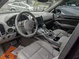 صورة 8 - Porsche Cayenne