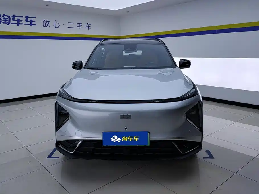 Geely Galaxy Galaxy L7 2025 2025 EM-i 115km Explorer+ Edition