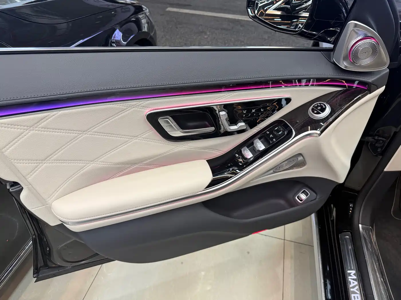 Mercedes-Benz Maybach S-Class 2024 Facelift S 480 4MATIC фото 16