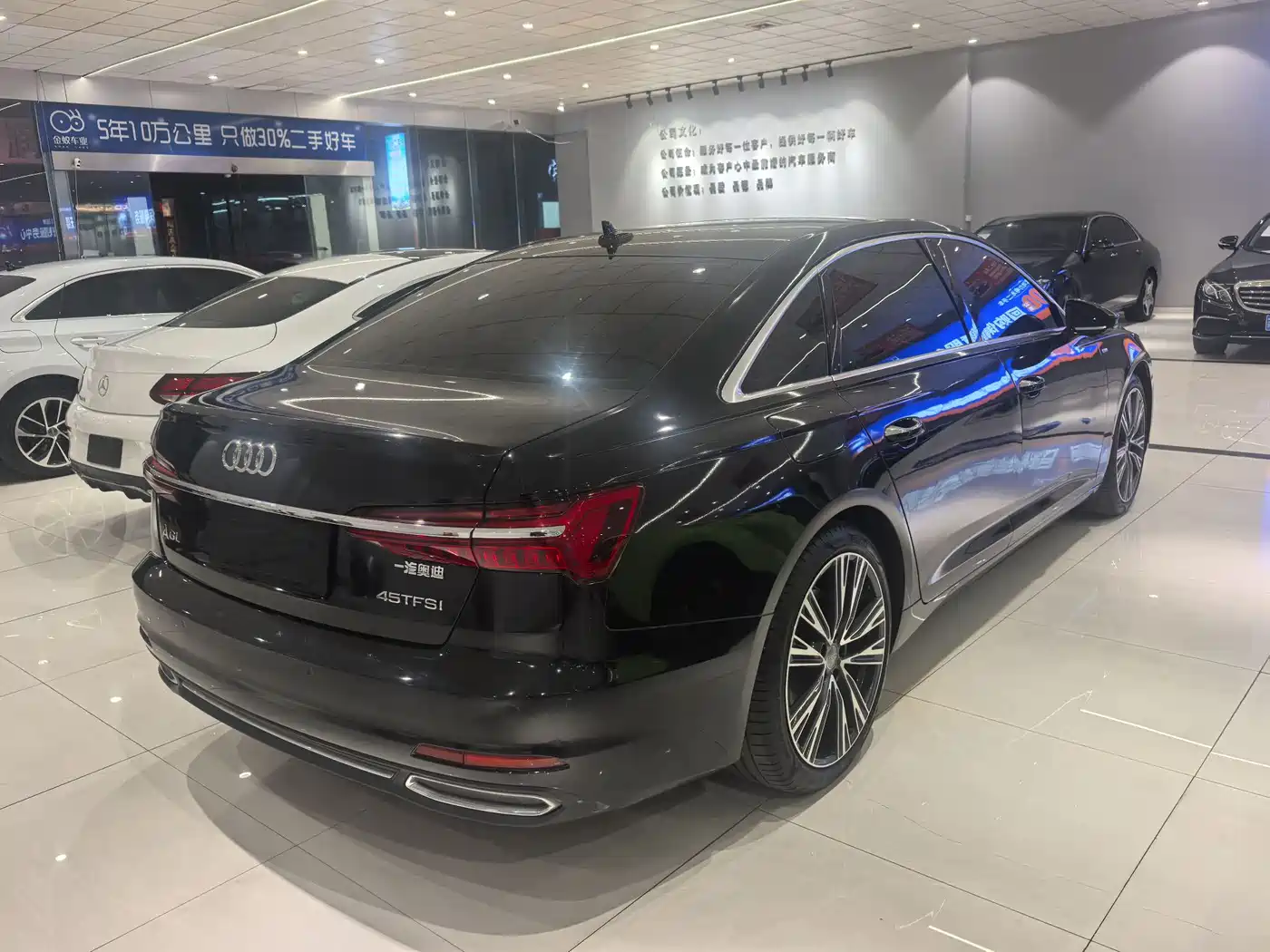 Audi A6L 2019 45 TFSI Premium Elegance фото 6