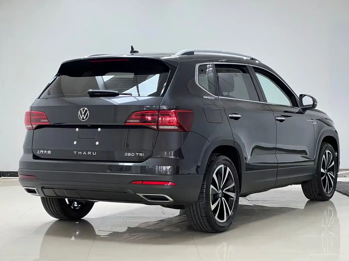Volkswagen Tharu 2022 280TSI FWD Luxury Edition фото 6