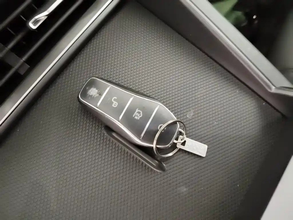 BYD Qin L 2026 2026 Model DM-i Smart Drive Edition 128KM Pioneer